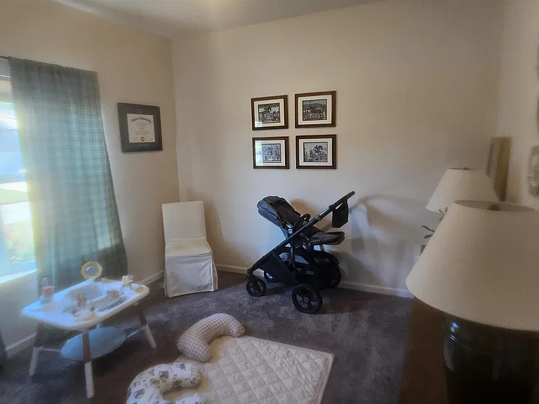 110 Kaitlyn Cir — Photo 15