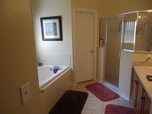 3rd image of 5115 Violet Ln