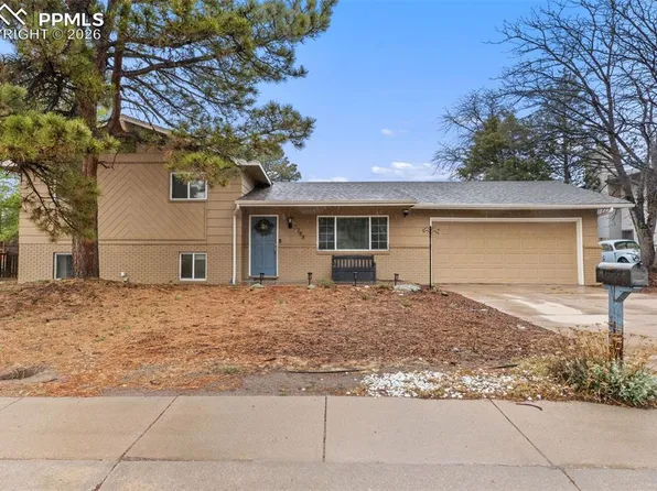 3288 W Parade Cir, Colorado Springs, CO 80917
