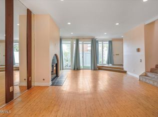 17842 Magnolia Blvd #20, Encino, CA 91316