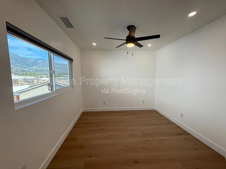 607 Lemon Way #B — Photo 20