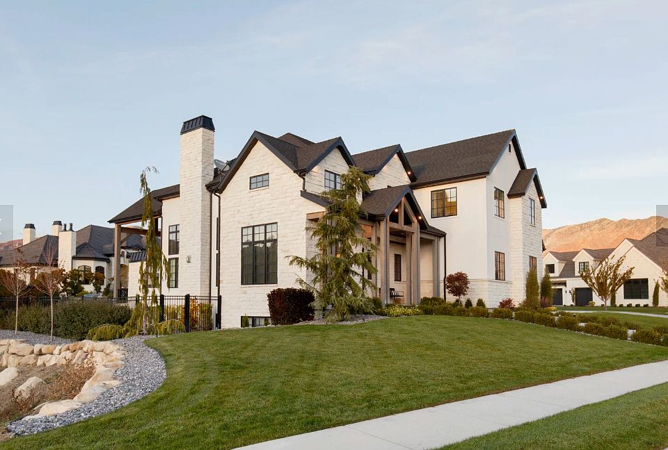 1st image of 6624 W Normandy Way