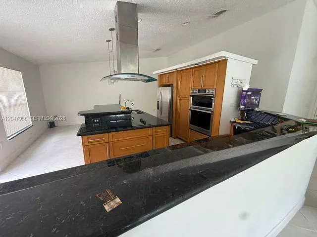 18171 NW 18th St — Photo 4