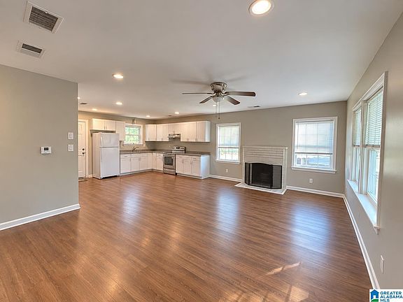 2nd image of 317 N 15th St