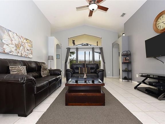 2nd image of 4516 Oakbrook Ct