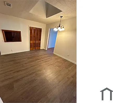 1111 Lucille St — Photo 6