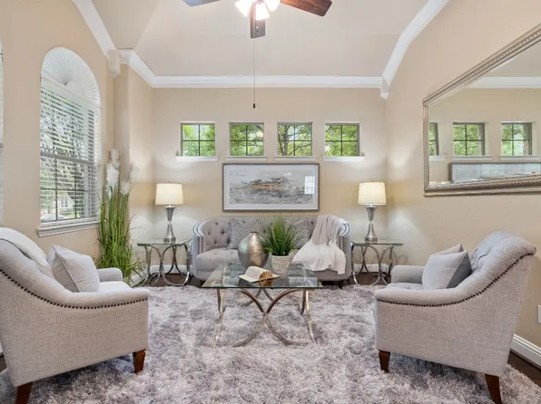 6721 Barcelona, Irving, TX 75039