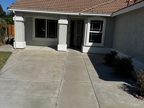 3rd image of 3855 Ramin Dr