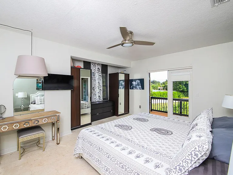 130 Green Dolphin Dr — Photo 12