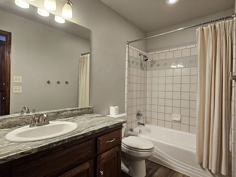 16 N Lockeport Dr — Photo 7