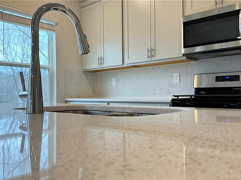 228 Water Oak Way — Photo 7