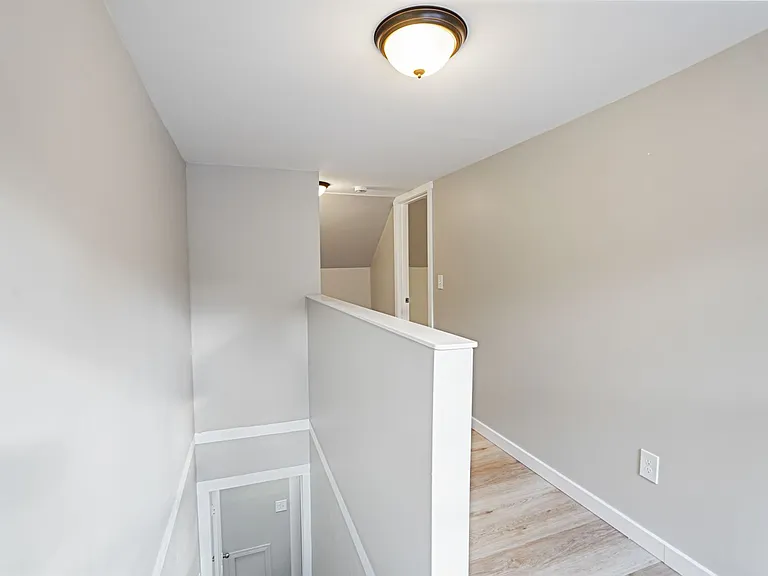 71 Main St — Photo 12
