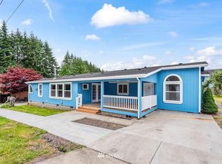 603 Helton St NE, Castle Rock, WA 98611