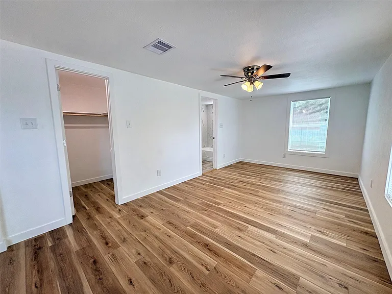 3206 Avenue K — Photo 18