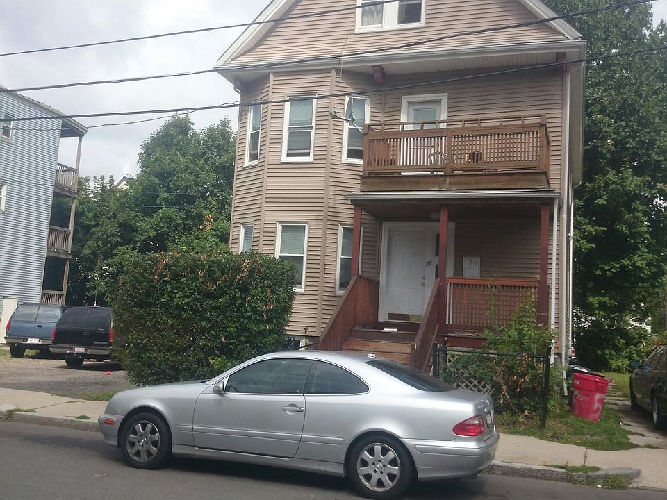 2nd image of 27 Harwood St