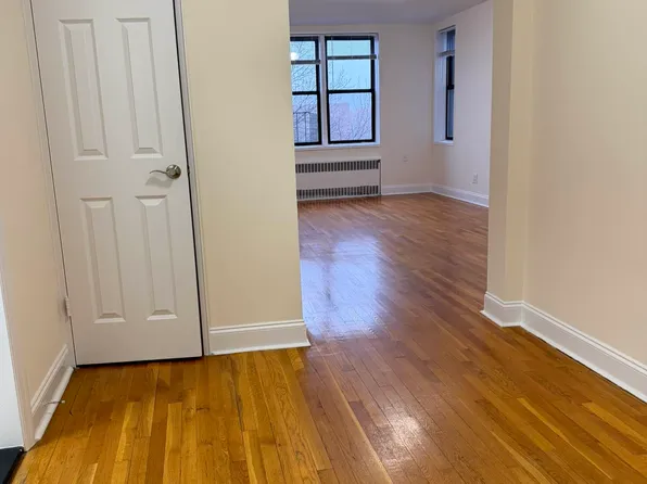 87-15 37th Avenue image 1 of 10