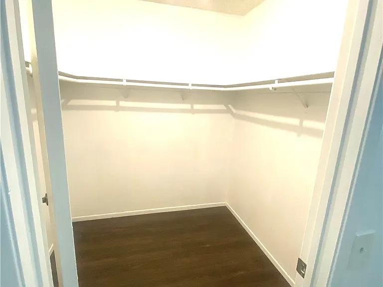 1463 W Cypress St — Photo 20
