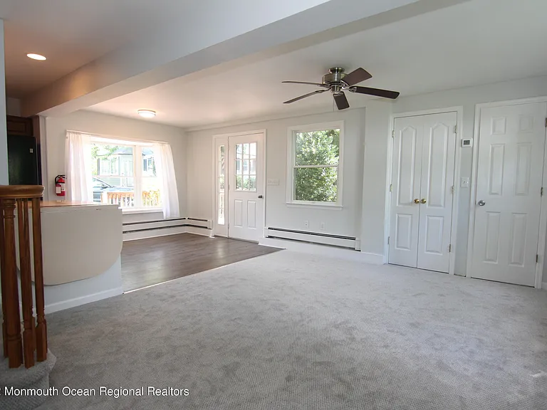 15-17 E Lincoln Ave #17 — Photo 6