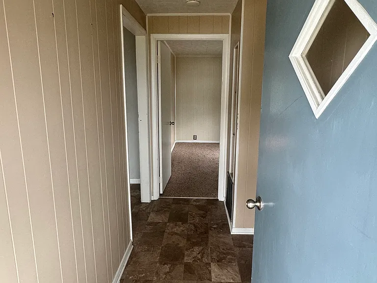 334 Crawford Ave #2 — Photo 1