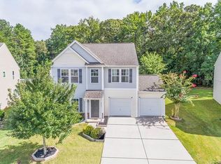 2036 Lake Vista Dr, Mount Holly, NC 28120