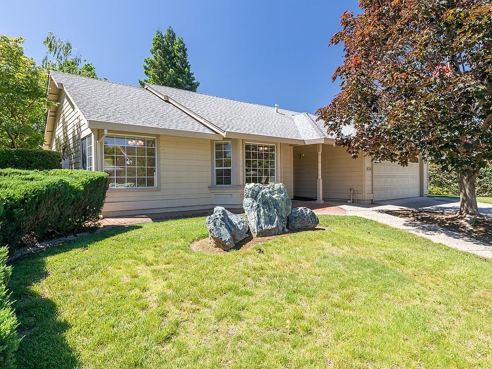 1st image of 1654 Greenwood Way