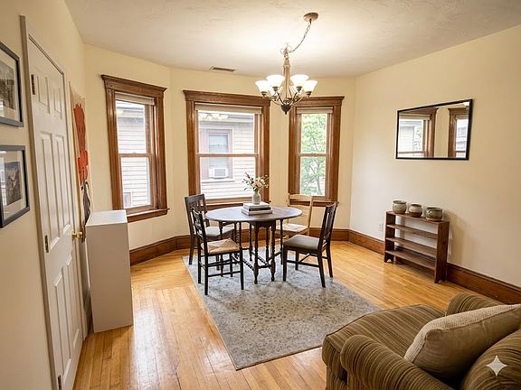 4th image of 218 Boston Ave #1