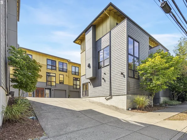 5115 S Corbett Ave #H, Portland, OR 97239