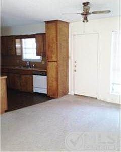 1st image of 826 Presidio Dr