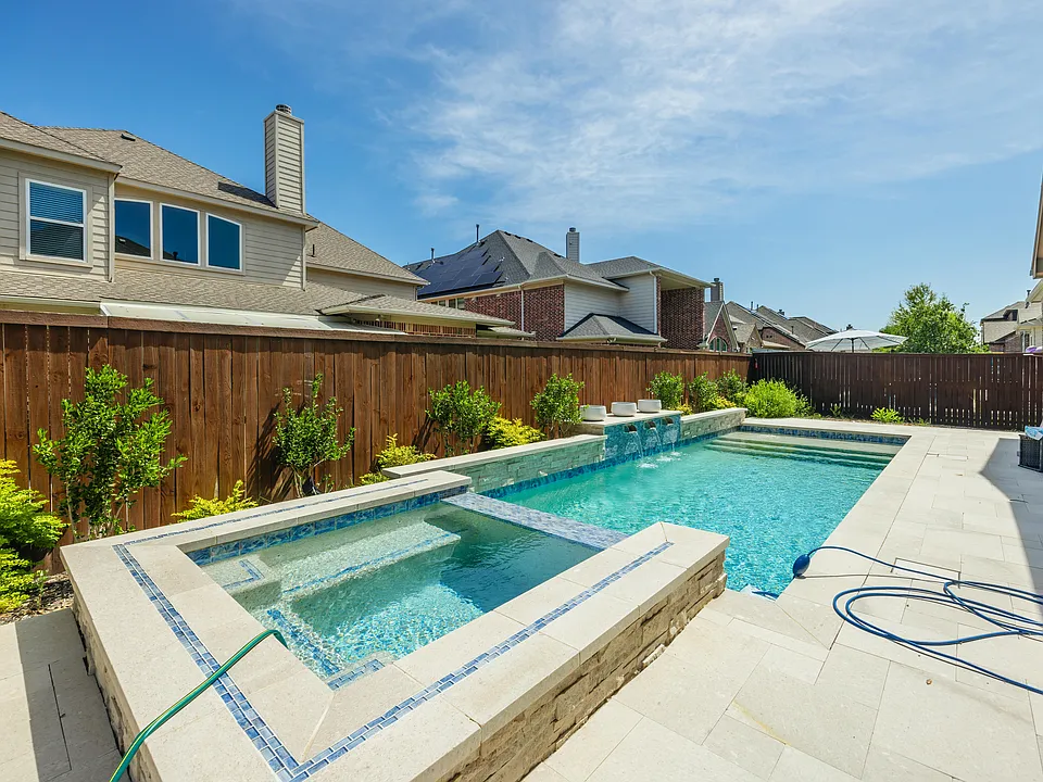12824 Flatiron Trl