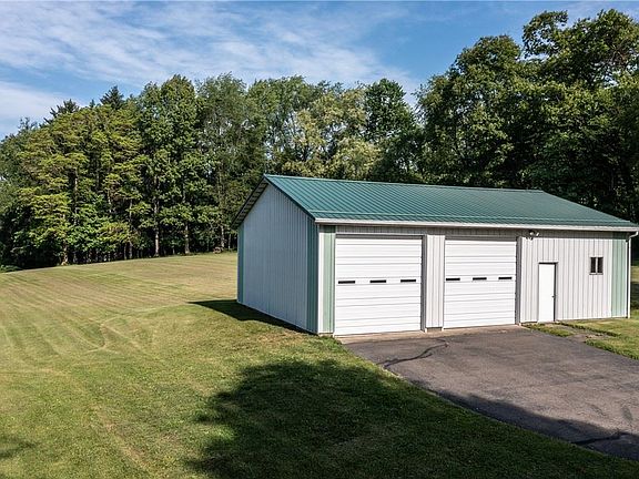 3rd image of 6755 Saranac Dr S