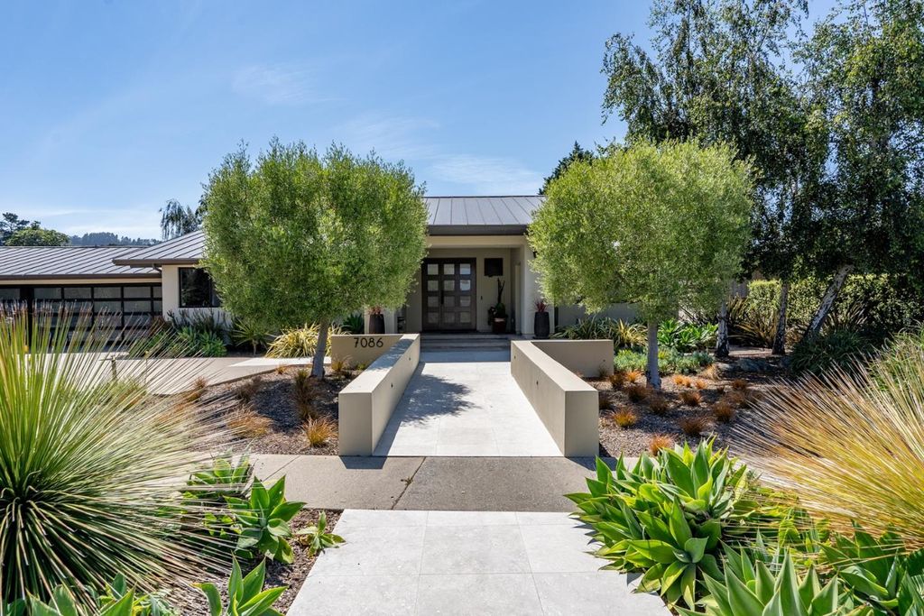 7086 Valley Greens Circle 3