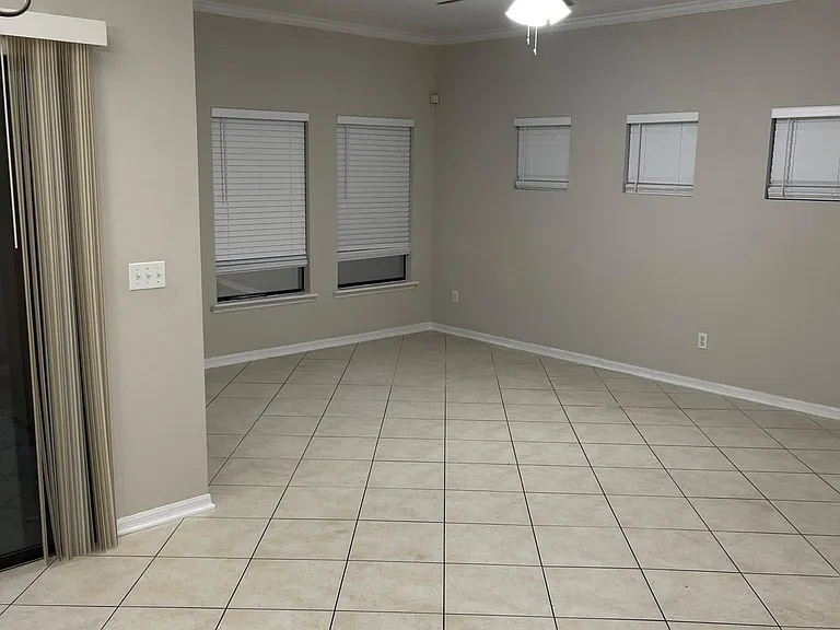5291 Brighton Park Ln — Photo 5