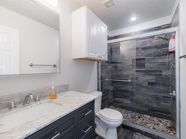 5902 Deerfield Ct, Katy, TX 77493
