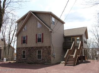 119 Skye Dr, Lake Harmony, PA 18624