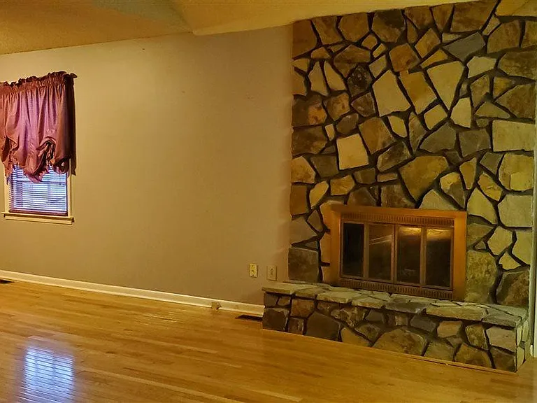 13111 Chaney Thompson Rd SE — Photo 2