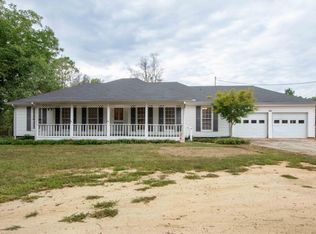 1549 Lee Peters Rd, Loganville, GA 30052