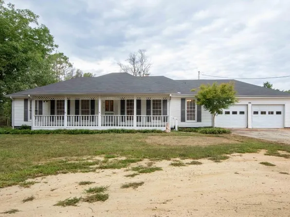 1549 Lee Peters Rd, Loganville, GA 30052
