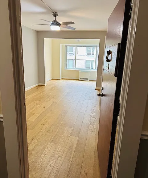 1727 Massachusetts Ave NW #709 — Photo 2