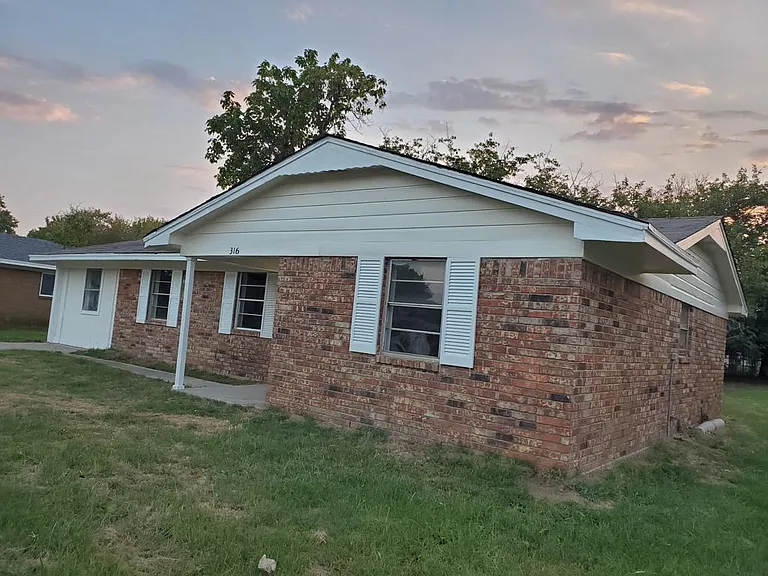 316 Church St — Photo 27
