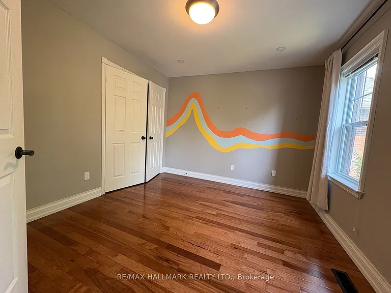 34 Theobalds Cir — Photo 17