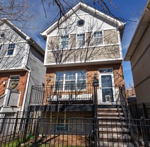 1825 N Wilmot Ave, Chicago, IL, 60647