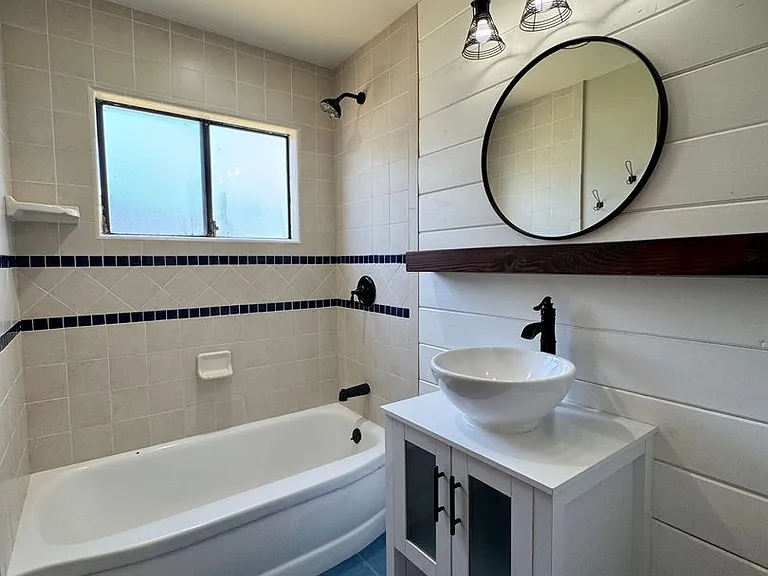 6279 Dixie Dr — Photo 23
