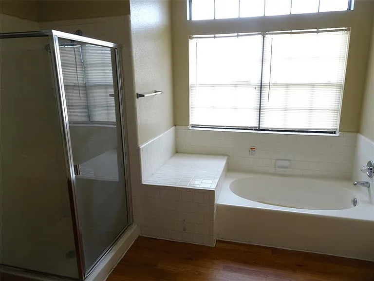 16350 San Mateo Dr — Photo 15