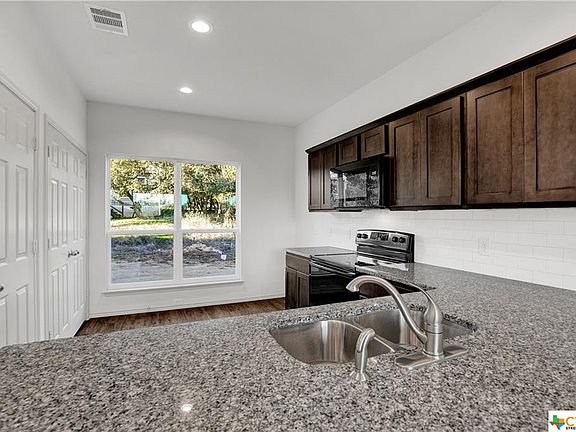 5th image of 2229 Grandview Frst
