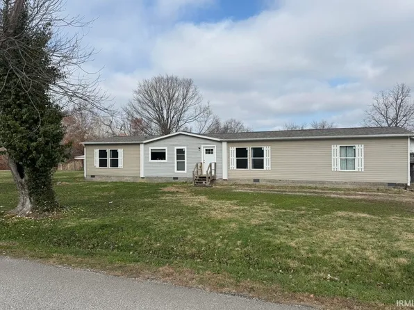 208 W Boone St, Gentryville, IN 47537