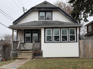 2664 N 55th St, Milwaukee, WI 53210