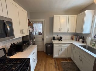 1274 Jackson Ave, Lakewood, OH 44107