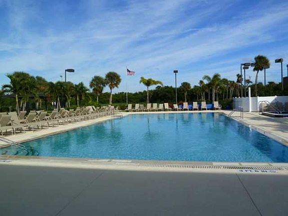 4th image of 6 Vista Gardens Trl