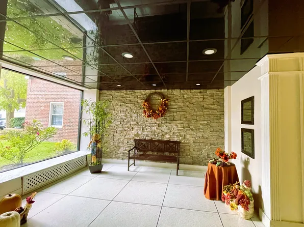 2711 Avenue X image 22 of 25