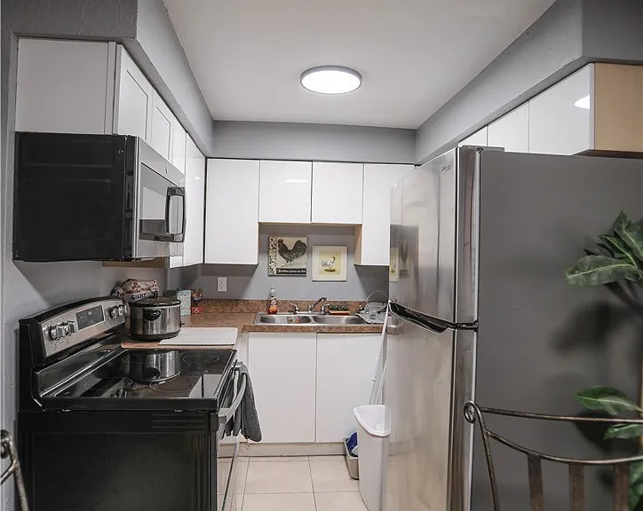 2406 Linhart Ave — Photo 9